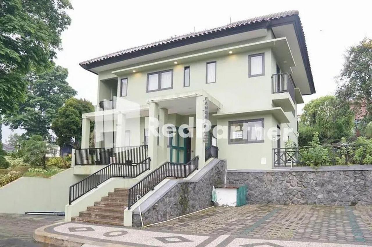 Panorama Inn Residence Batu Mitra Reddoorz Exterior foto