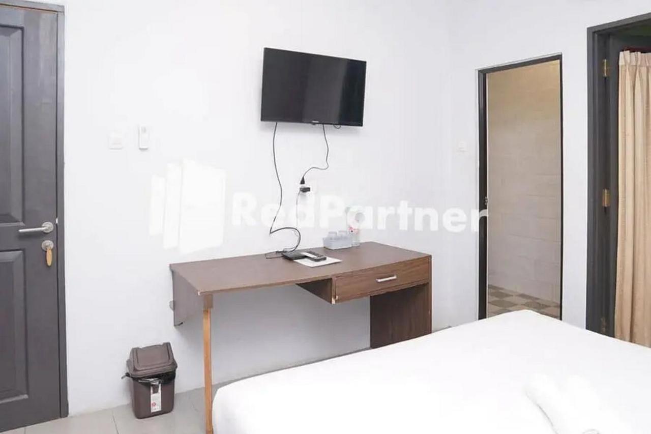 Panorama Inn Residence Batu Mitra Reddoorz Exterior foto