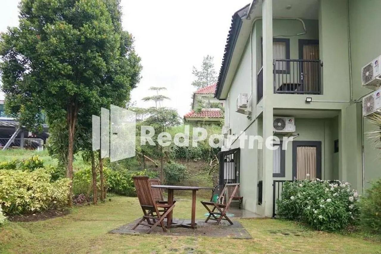Panorama Inn Residence Batu Mitra Reddoorz Exterior foto